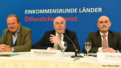 Einkommensrunde 2019: Pressekonferenz zu den Forderungen der Gewerkschaften Einkommensrunde 2019: Pressekonferenz zu den Forderungen der Gewerkschaften