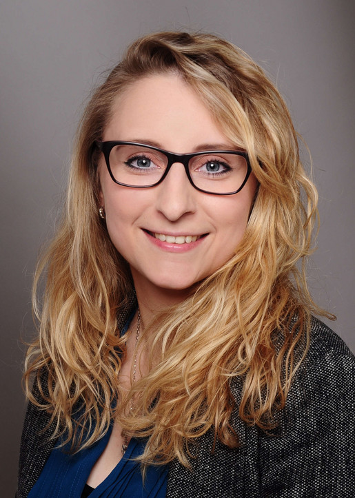 Nicole Kuhnert Nicole Kuhnert