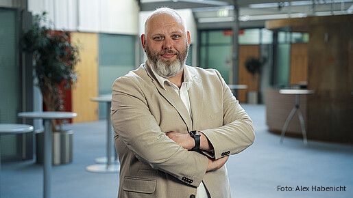 Nickel: Gesundheit darf kein Luxus sein Zu sehen ist Toni Nickel, stellvertretender Vorsitzender der dbb jugend