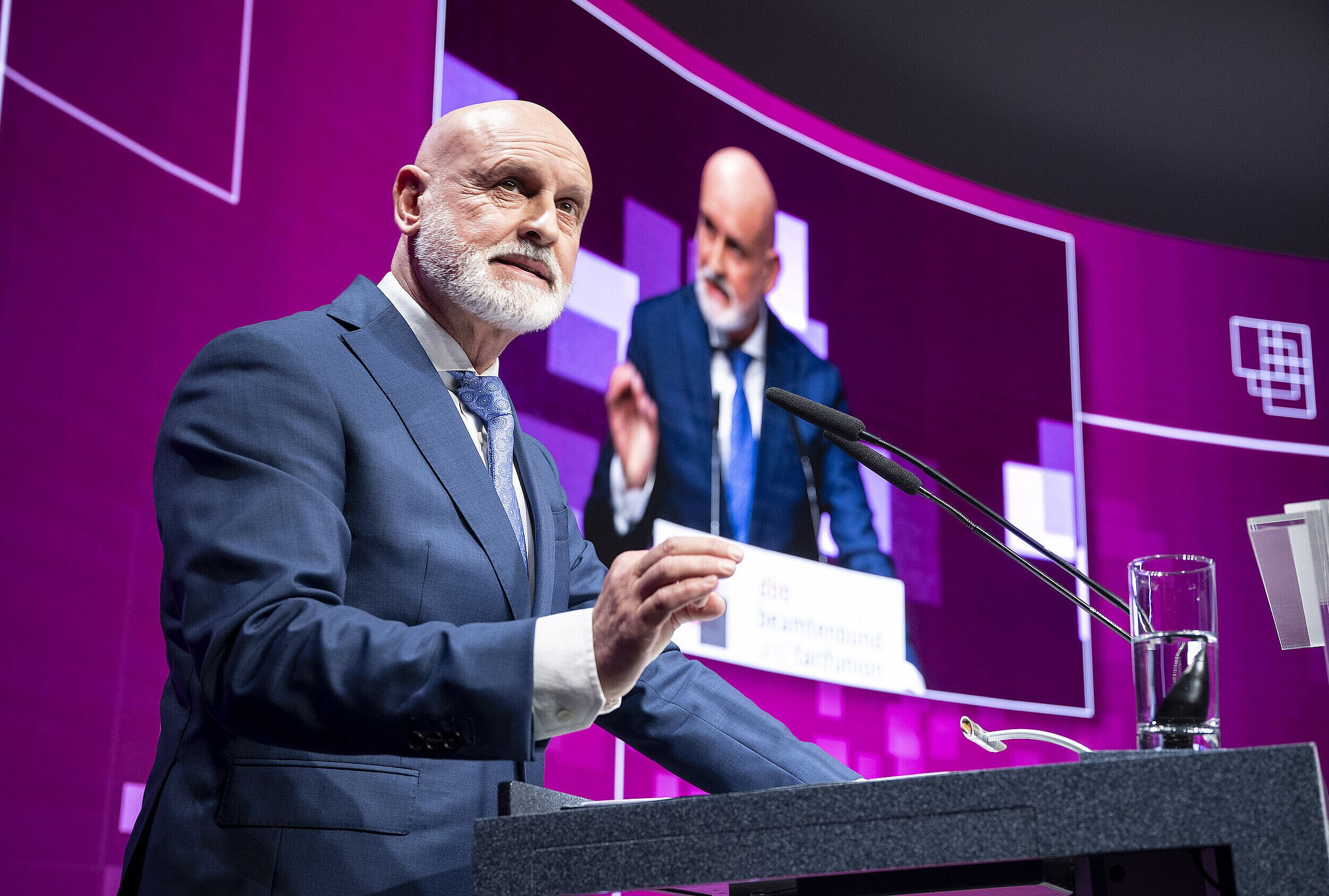 Debatte um Kündigungsschutz im öffentlichen Dienst „geht völlig am Thema vorbei“