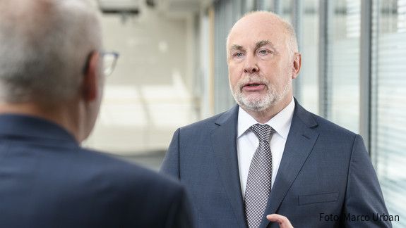 Ulrich Silberbach dbb Chef Ulrich Silberbach im Gespräch