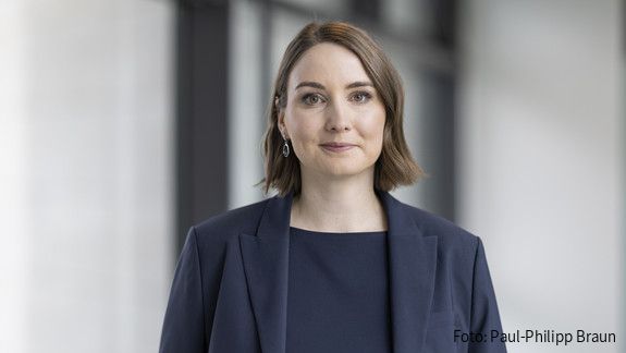 Katharina Schenk im Interview - Eine Strukturreform ist überfällig Das Foto zeigt Katharina Schenk, Ministerin im Thüringer Ministerium für Soziales, Gesundheit, Arbeit und Familie.