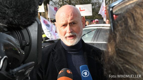 Jahr > 2025, 24.01.2025, Auftakt, Veranstaltung > Demonstration, EKR Bund, Einkommensrunde 2025, Ort > Europa > Deutschland > Brandenburg > Potsdam