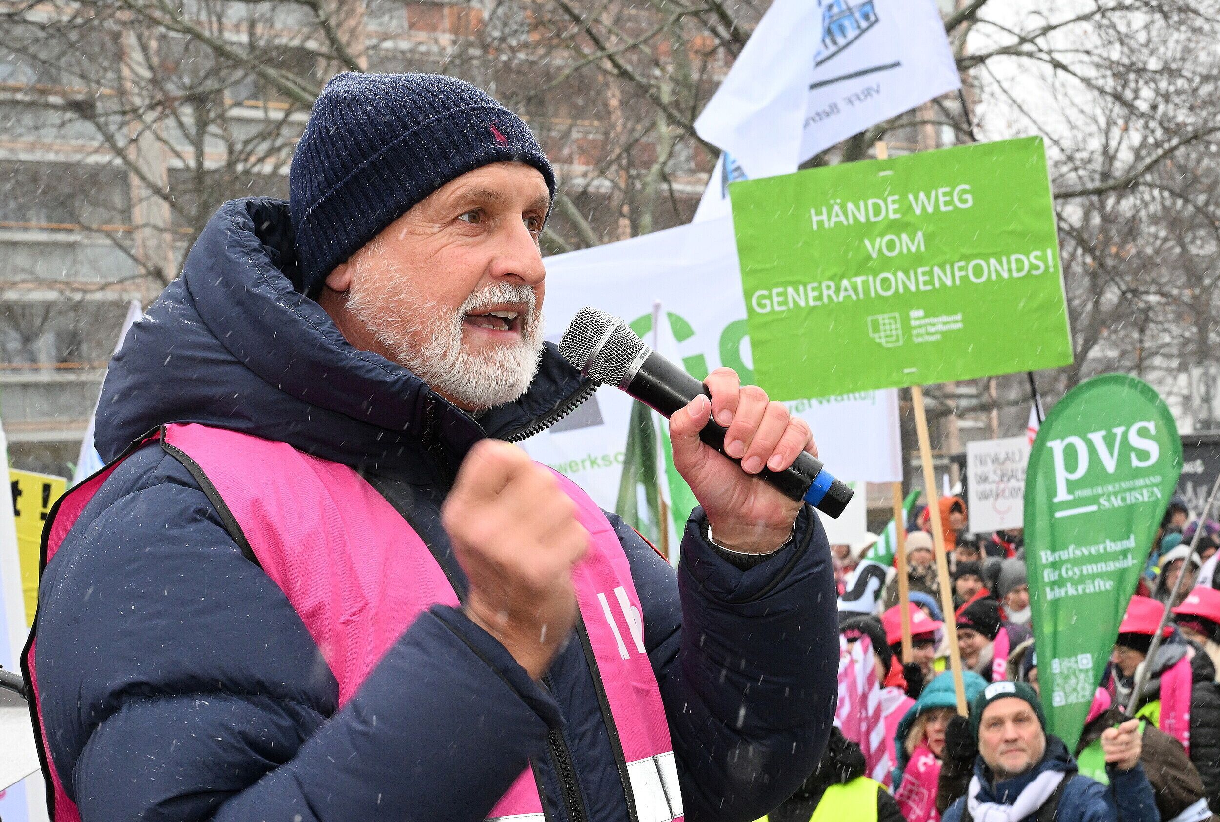 Eine bessere Bezahlung ist das Mindeste, was die Länder tun können