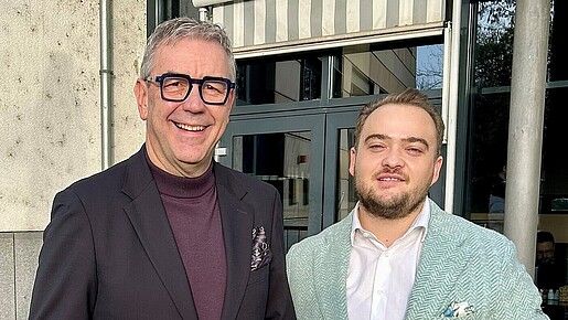 Das Foto zeigt dbb-Vize Andreas Hemsing und Matthäus Fandrejewski, Vorsitzender der dbb jugend.
