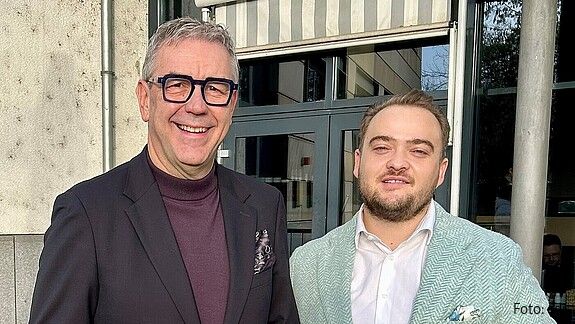 Öffentlicher Dienst: Der Fachkräftemangel macht Stress Das Foto zeigt dbb-Vize Andreas Hemsing und Matthäus Fandrejewski, Vorsitzender der dbb jugend.