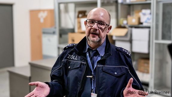 Christian Böhm, Flughafen BER, Landeszolldirektion, Warenkontrolle, Zoll